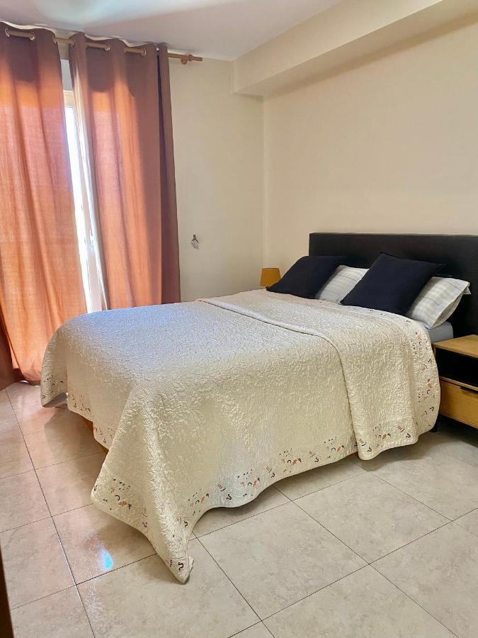 Classy Apartments Дения Екстериор снимка